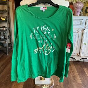 NWT Merry Wear X-Large Christmas Tshirt